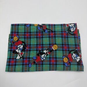 VINTAGE Looney Tunes SYLVESTER CAT PLAID COTTON FABRIC 54x42" Basketball 1995